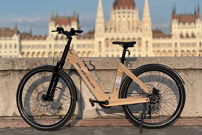 Budapest: Historic Downtown ride on E-Bicycles Buda & Pest - Key Points