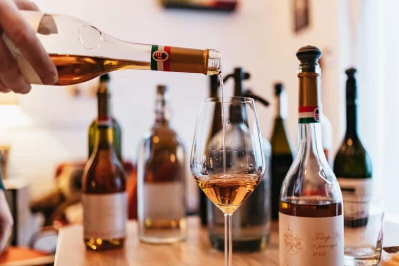 Budapest: Hungarian Wine Tasting with 8 Wines and Tapas - An Introduction to the Budapest Wine Tasting Experience