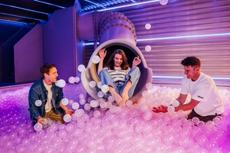 Budapest: Ikono Budapest Entry Ticket - Exploring Budapest’s IKONO: An Interactive Art Experience