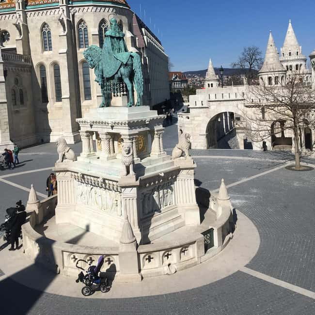 Budapest instyle: Private City Tour with Rooftop Bar Visit - The Experience: What Youll Encounter