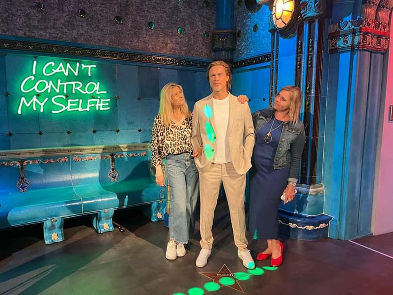 Budapest: Madame Tussauds Ticket + POP&ROLL Access - Performance Stations: Harry Styles Energy Without Needing Talent