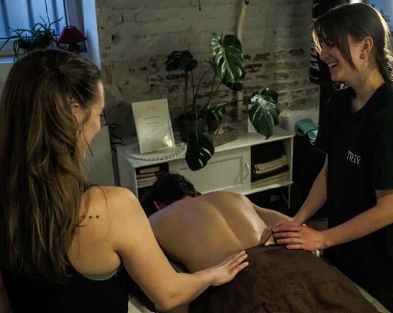 Budapest: Massage Workshop for Couples and Friends - The Content and Quality of Instruction