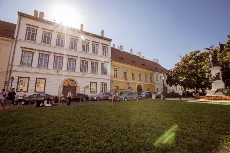Budapest: Matthias Church: Colorful Tiles & Coronations Tour - An in-depth look at the Matthias Church Tour