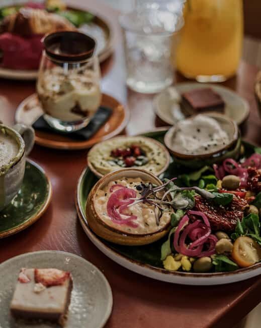 Budapest: Mezze Selection and Unlimited Soft Drinks - Key Points