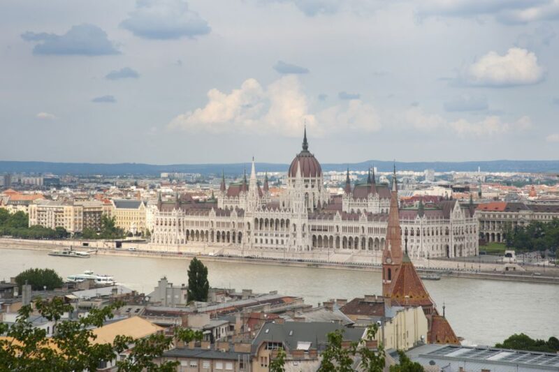 Budapest: Multilingual Highlights Tour - FAQ