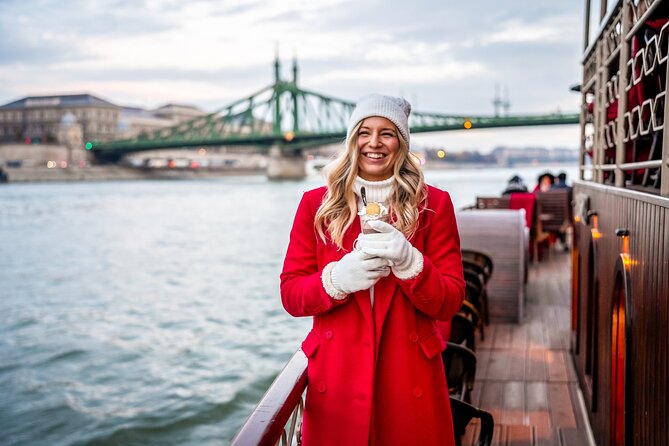 Budapest Paddle Steamer Danube Cruise with Tokaj & Audio Guide - Guaranteed Seats, No Assigned Seats: A small comfort detail