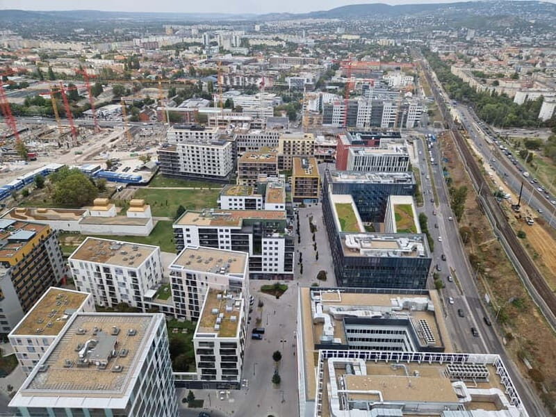 Budapest: Past & Future Tour with Unicum Tasting & MOL Visit - Key Points