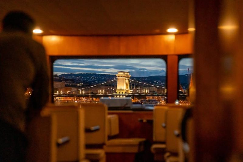 Budapest: Premium Sightseeing Cruise with Tokaj Frizzante - Wi‑Fi, Restrooms, and Umbrellas: Small Stuff That Keeps It Smooth