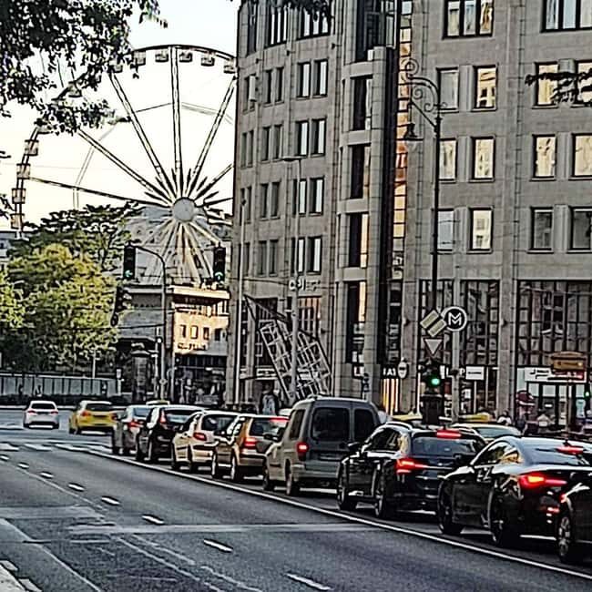 Budapest: Private 3 hours Electric Rickshaw Tour with Coffee - Exploring Budapest in a New Way