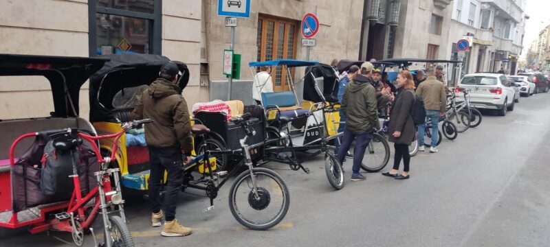 Budapest: Private 3 hours Electric Rickshaw Tour with Coffee - Real User Insights and Feedback