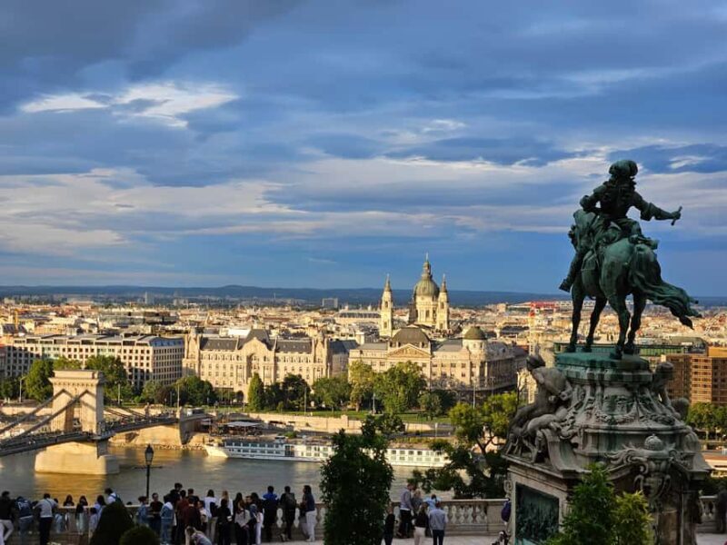 Budapest: Private Customizable Guided Tour - Highlights of the Tour