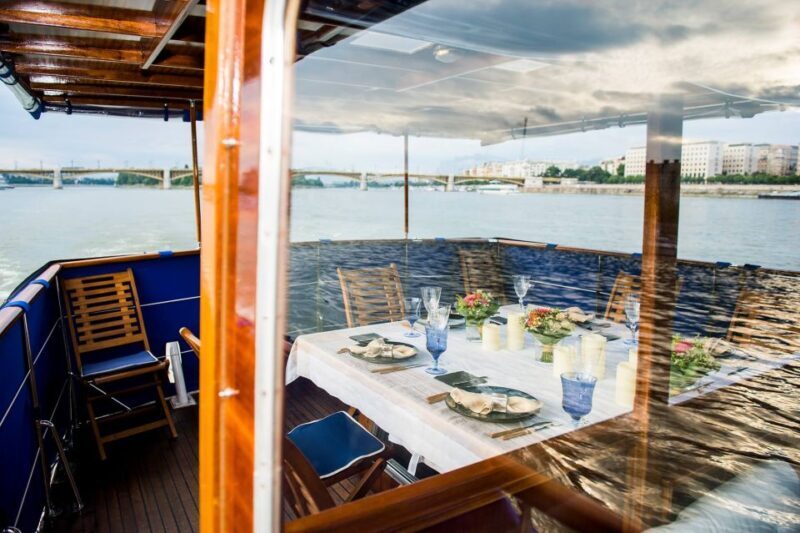 Budapest: Private Danube Yacht Cruise with Welcome Drink - What the Views Are Like