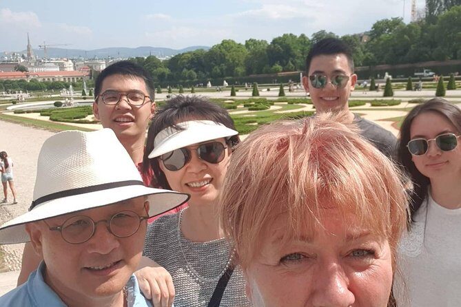 Budapest Private Transfer from or to Vienna or Vienna Airport - FAQ