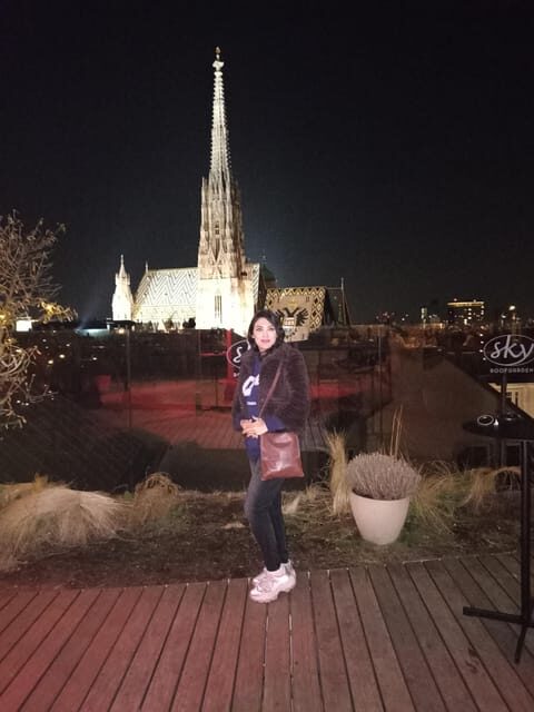 Budapest: Private Walking Tour with a Local Guide - What You Can Expect from the Tour