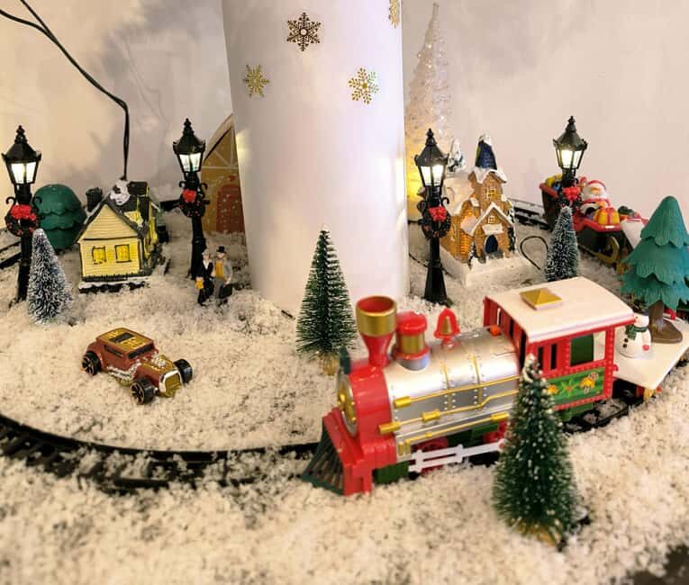 Budapest: Retro Christmas Experience with Snacks - What Could Be Better?