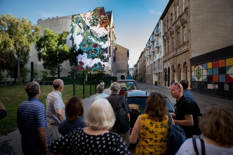 Budapest: Ruin Bars Walking Tour with Drinks and Snacks - What Is the Budapest Ruin Bars Walking Tour?