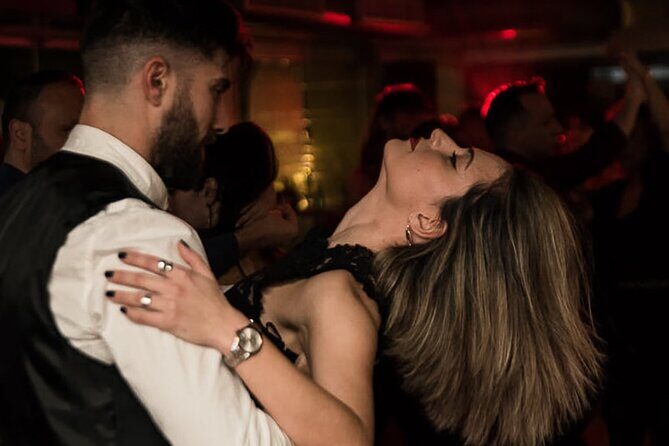 Budapest Salsa or Bachata Dancing Experience! - Who Will Love This?