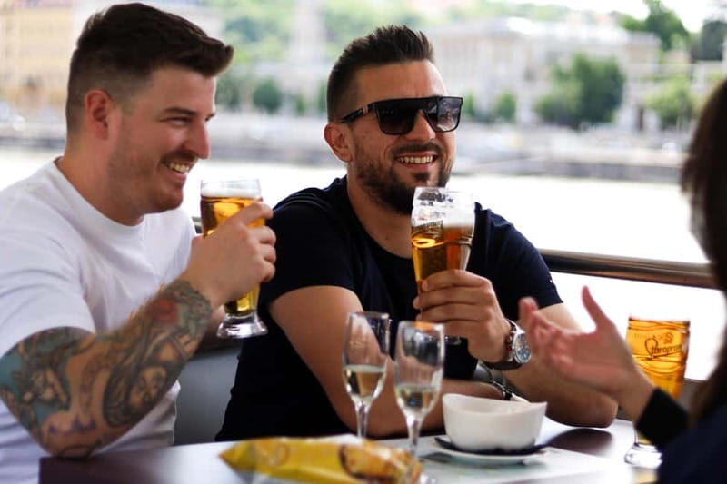 Budapest Sightseeing Cruise with Welcome Drink - Frequently Asked Questions