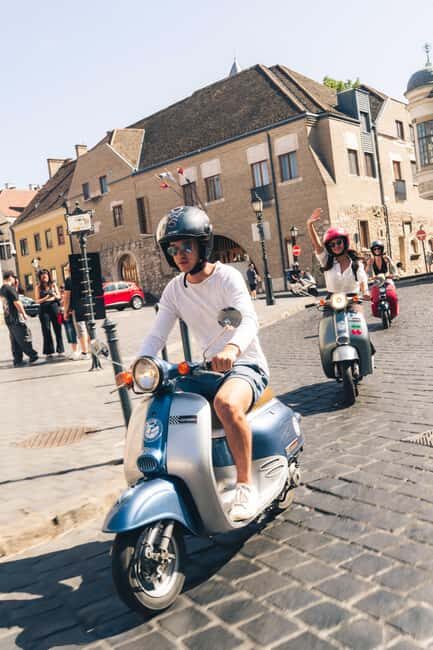 Budapest Sightseeing Tour: Explore the City on a Scooter - Key Points