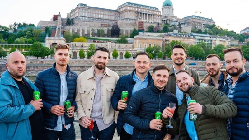 Budapest: Sip & Sail Danube Cruise with Unlimited Beer - The Experience