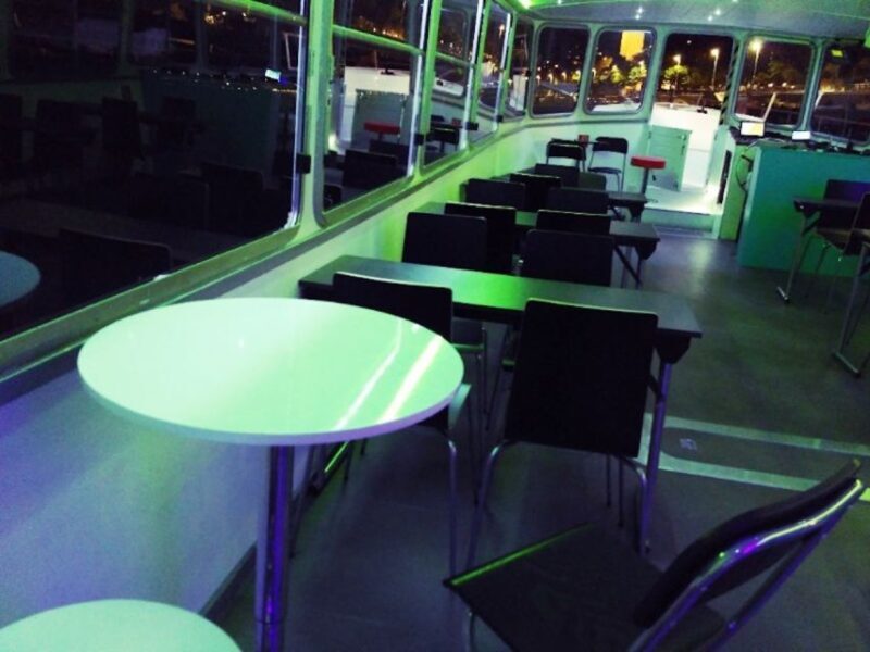 Budapest: Stag Party Boat with Beer and Wine - Key Points