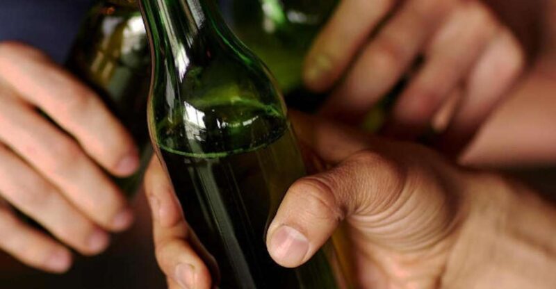 Budapest: Stag Party Boat with Beer and Wine - The Experience: What You Can Expect on the Water