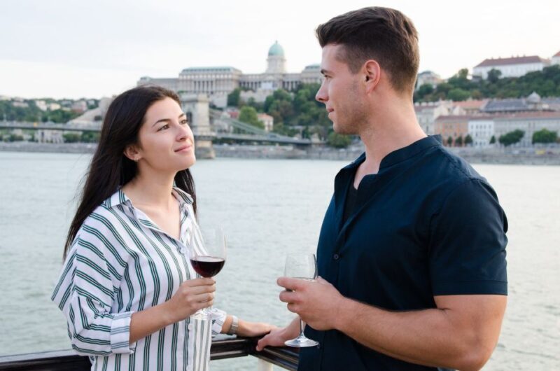 Budapest: Summer Brunch & Cruise with Prosecco or Cake - The Overall Experience and Atmosphere