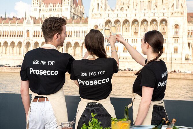 Budapest: Unlimited Prosecco, Beer & Aperol Spritz Cruise - Key Points