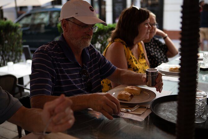 Budapest Urban Feast - Food Tour with Wine Tasting & Coffee House - Who Should Consider This Tour?