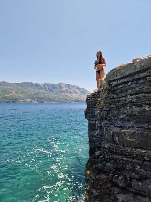 Budva: small group kayak tour to Sv.Nikola island caves - Who Should Consider This Tour?