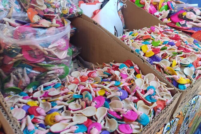 Build a Day of the Dead and Shopping Offering on the market. - What to Expect from This Tour