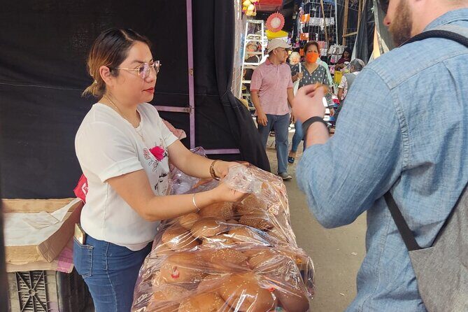 Build a Day of the Dead and Shopping Offering on the market. - The Sum Up