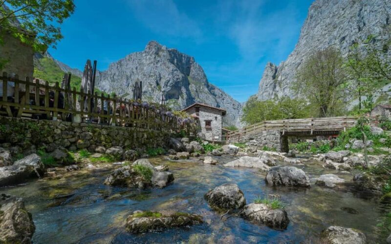 Bulnes: Excursion with funicular and Cabrales cheese cave in the Picos de Europa - Who Should Consider This Tour?