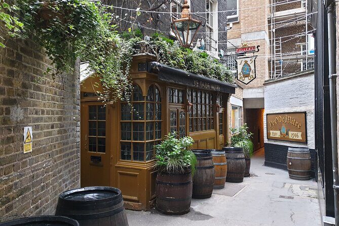 Burnings, Butchery & Black Death: A Walking Tour of London's Bloody Past - Who Should Consider This Tour?