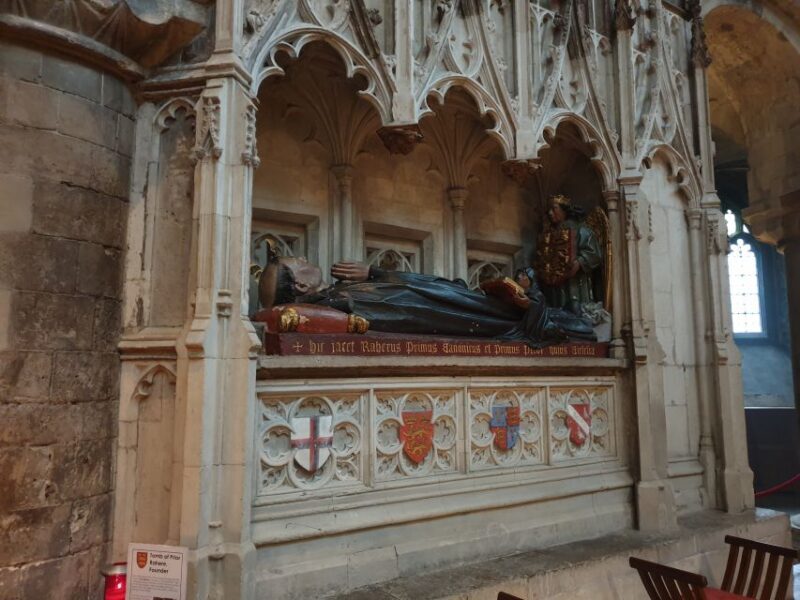 Burnings, Butchery & Black Death: London's Bloody Past - What to Expect from the Tour