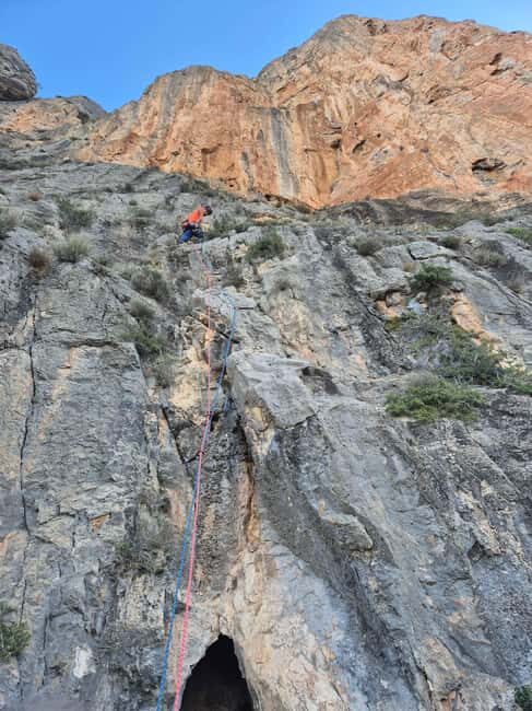 Busot (Alicante): Long-distance climbing in Cabeço d'Or - Setting the Scene in Busot