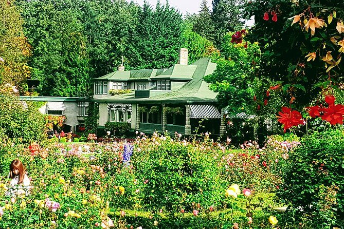 Butchart Gardens and City Highlights Private tour - An Introduction to Victoria’s Heart and Soul