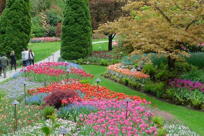 Butchart Gardens from Vancouver to Victoria Tour - Key Points