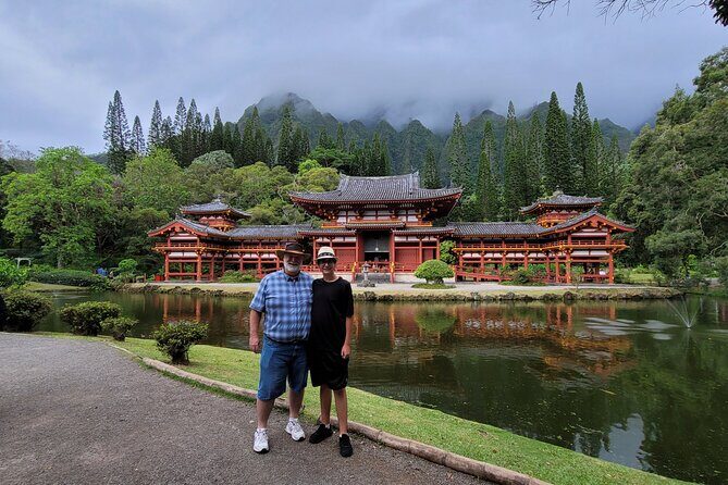 Byodo Temple and Waimea Botanical Garden Tour - The Full Experience