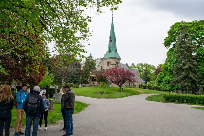 Cabbagetown In Colour: A Walking Tour of Toronto - Authentic Voices: What Tour Goers Say