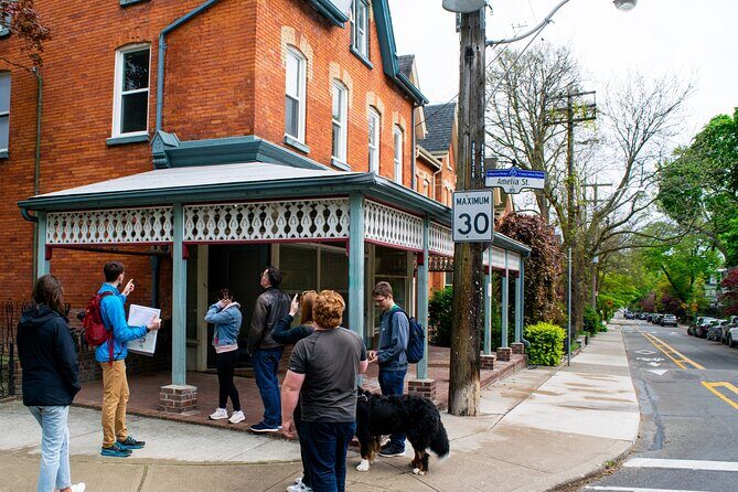 Cabbagetown In Colour: A Walking Tour of Toronto - Wrapping It Up