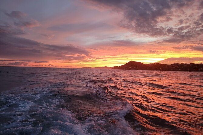 Cabo Arch Sunset Private Yacht Tour plus Dinner and Drinks - Final Thoughts: Who Should Book?
