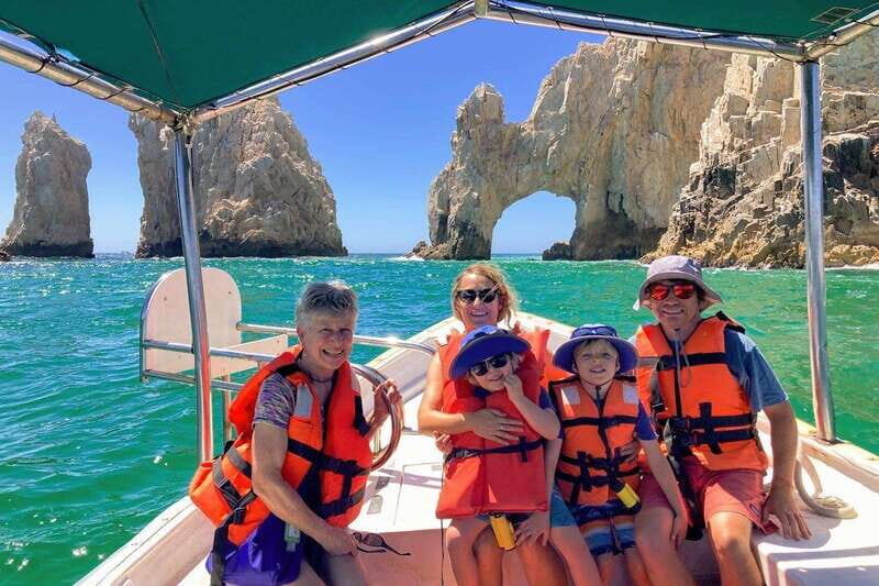 Cabo Glass-Bottom Boat  Arch, Marine Life & Scenic Views - What to Expect from the Cabo Glass-Bottom Boat Tour