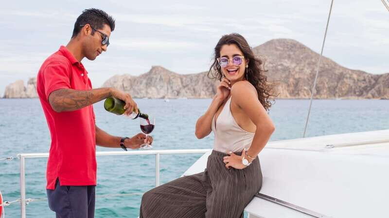 Cabo San Lucas: 2 Hour Sunset Cruise with Food and Wine - Setting Sail in Cabo: The Experience Overview