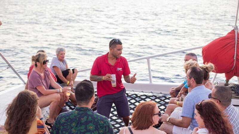 Cabo San Lucas: 2 Hour Sunset Cruise with Food and Wine - The Sunset: A Visual Feast