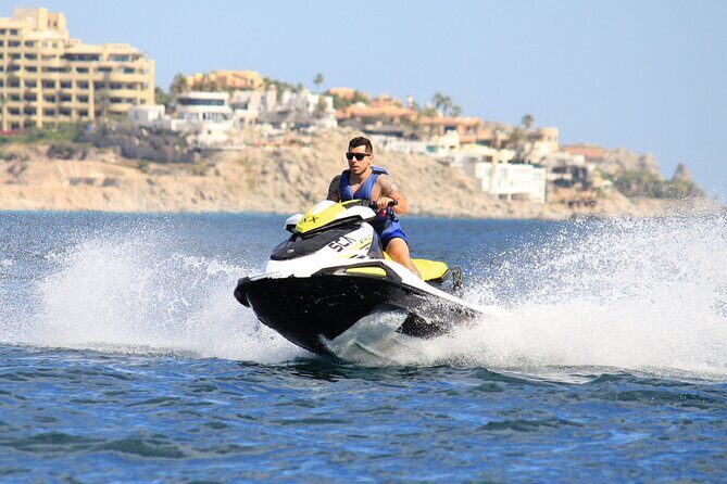 Cabo San Lucas Bay Guided Jet Ski 1 hour Rental - The Experience Itself: Visualizing Your Ride