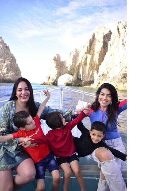 Cabo San Lucas: Glass Bottom Boat Tour to Land's End - Real Traveler Feedback