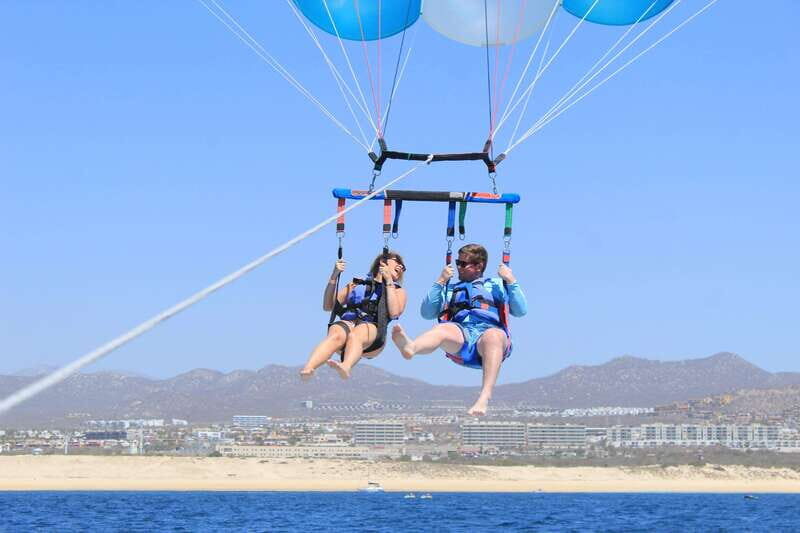 Cabo San Lucas: Parasailing Experience - What Makes Cabo Expeditions Stand Out?
