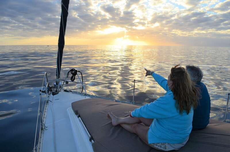 Cabo San Lucas: Private 38-Foot Sailing Boat - Who Should Consider This Tour?