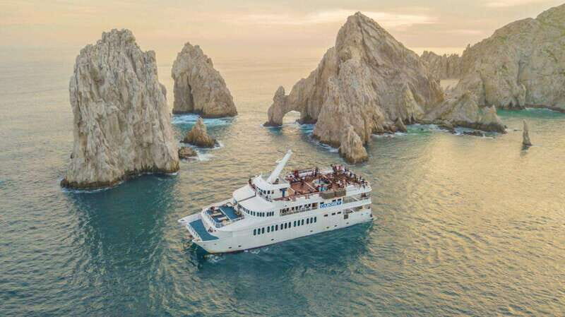 Cabo San Lucas: Sunset Premier Dinner & Show Cruise - The Experience: What to Expect